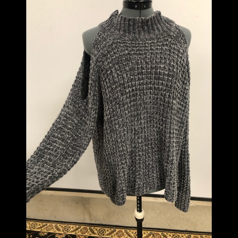 Woven heart peak a boo shoulder sweater